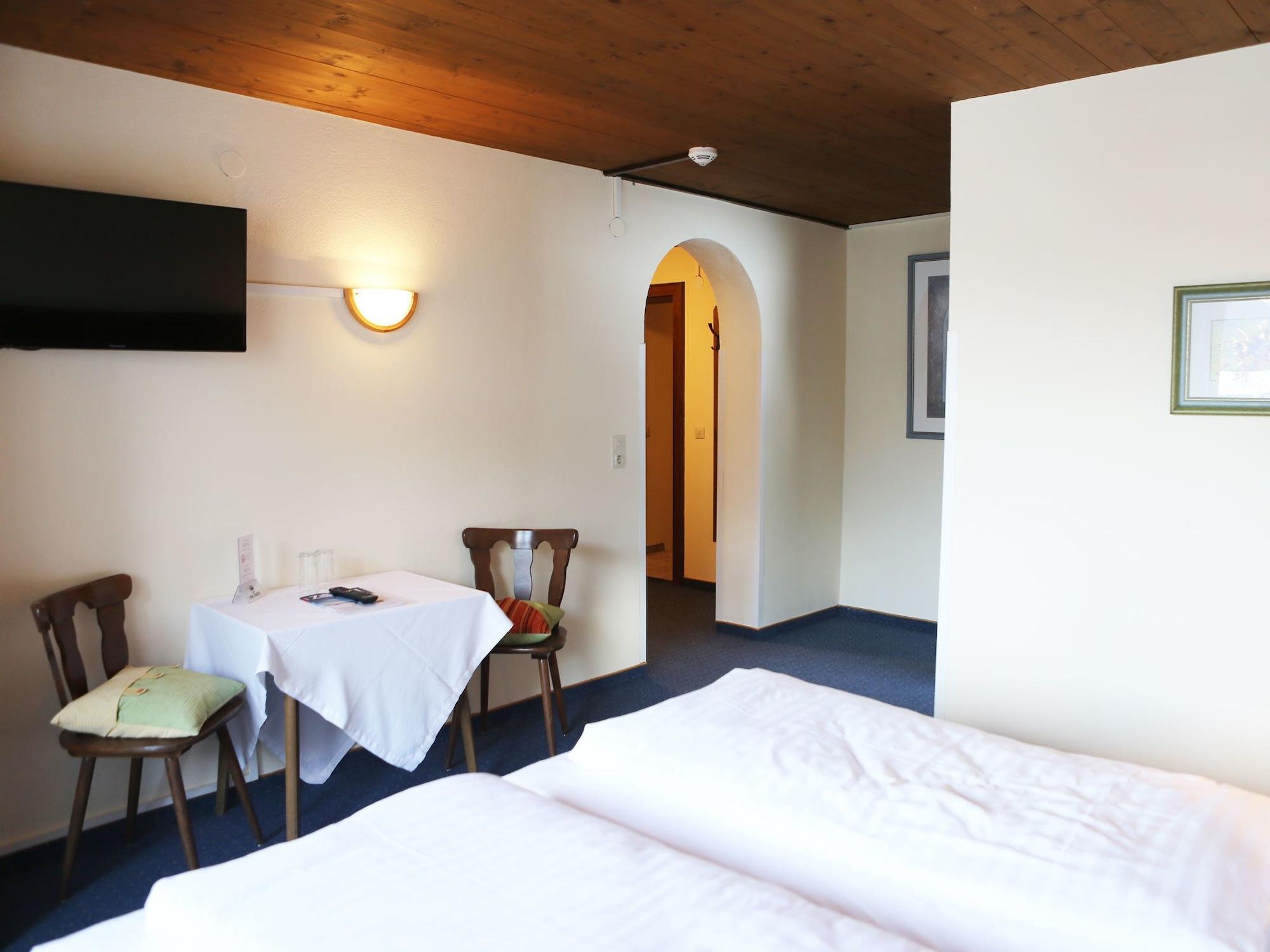 Gasthof Pension Madseiterhof Tux Ngoại thất bức ảnh