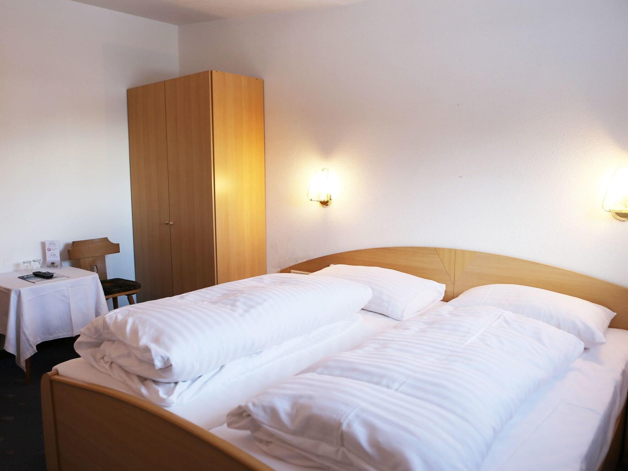 Gasthof Pension Madseiterhof Tux Ngoại thất bức ảnh