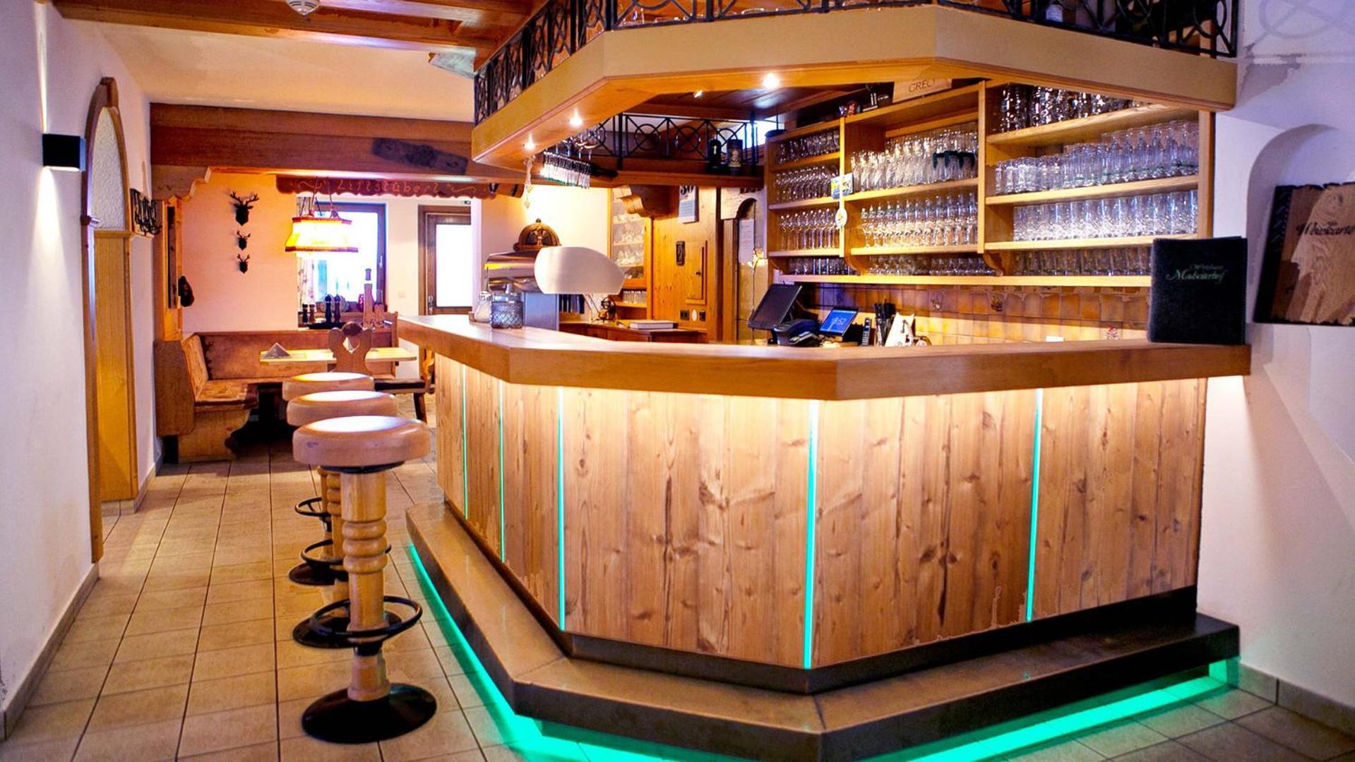 Gasthof Pension Madseiterhof Tux Ngoại thất bức ảnh