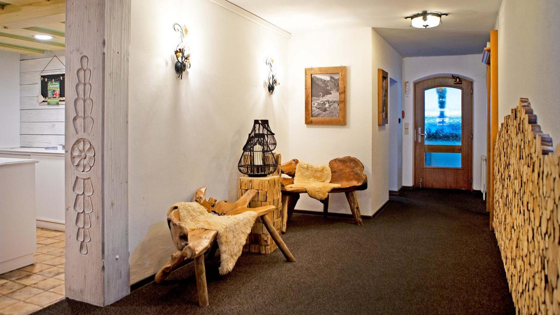 Gasthof Pension Madseiterhof Tux Ngoại thất bức ảnh