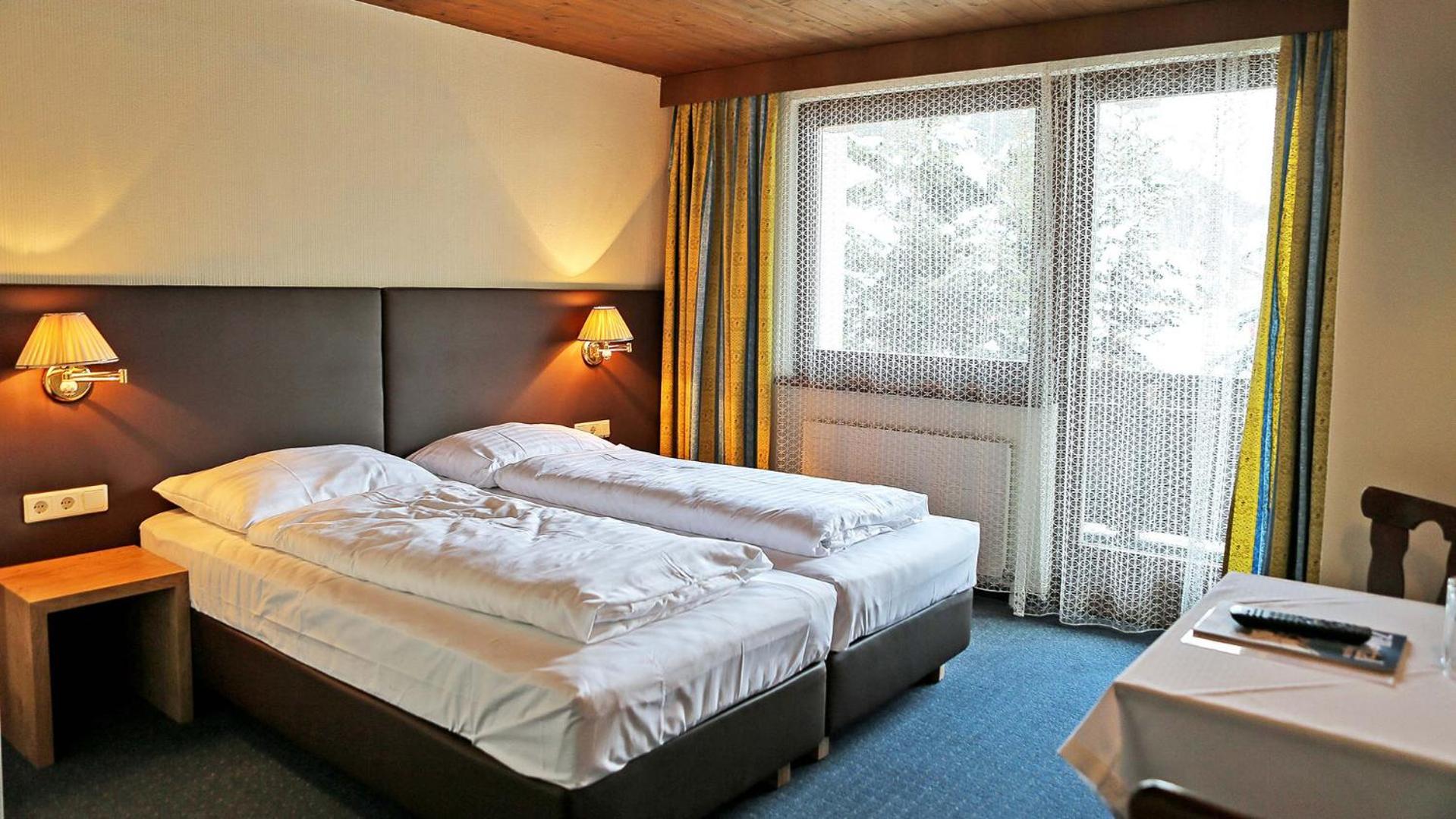 Gasthof Pension Madseiterhof Tux Ngoại thất bức ảnh