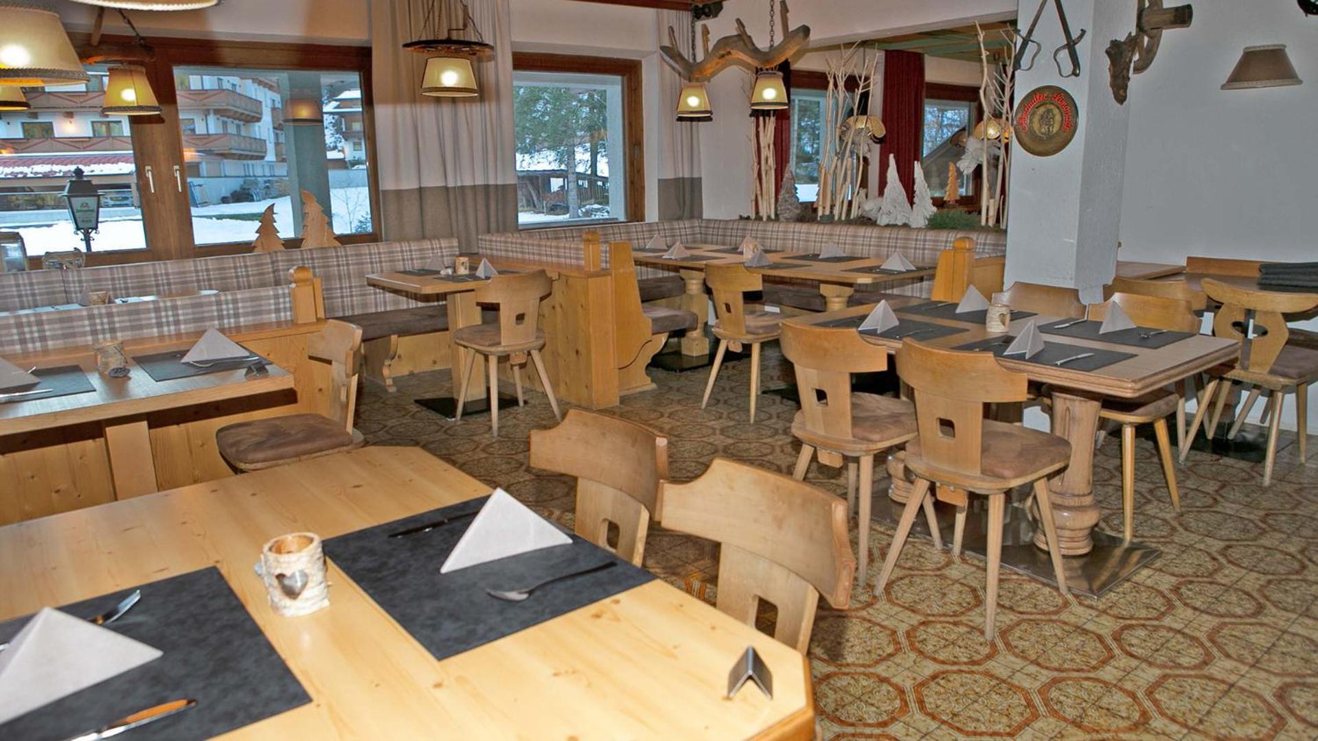 Gasthof Pension Madseiterhof Tux Ngoại thất bức ảnh